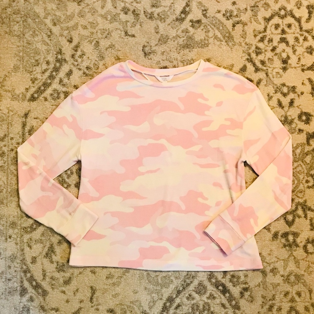 Time and Tru Pink Camo shirt - Size S (4-6)!